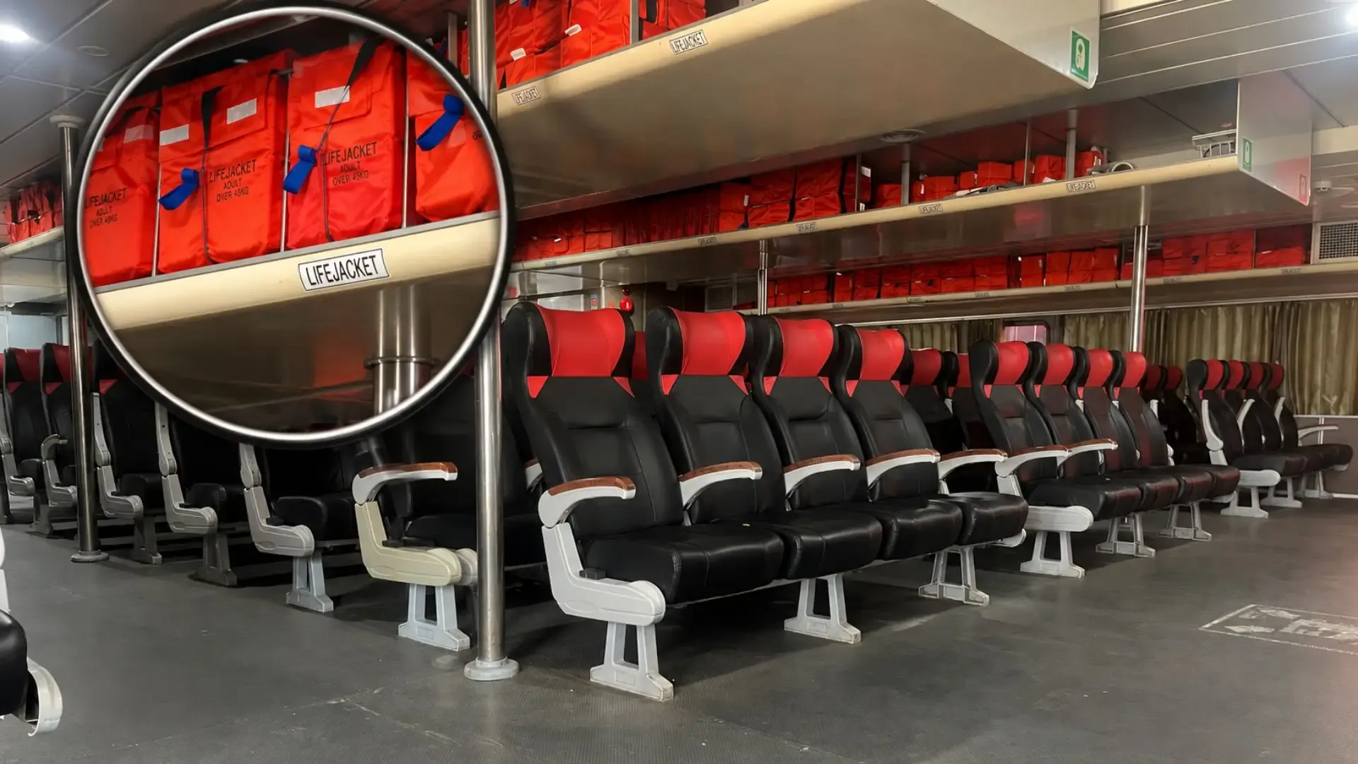Tàu Phú Quốc Express Trần Đề Côn Đảo trang bị phao cứu sinh